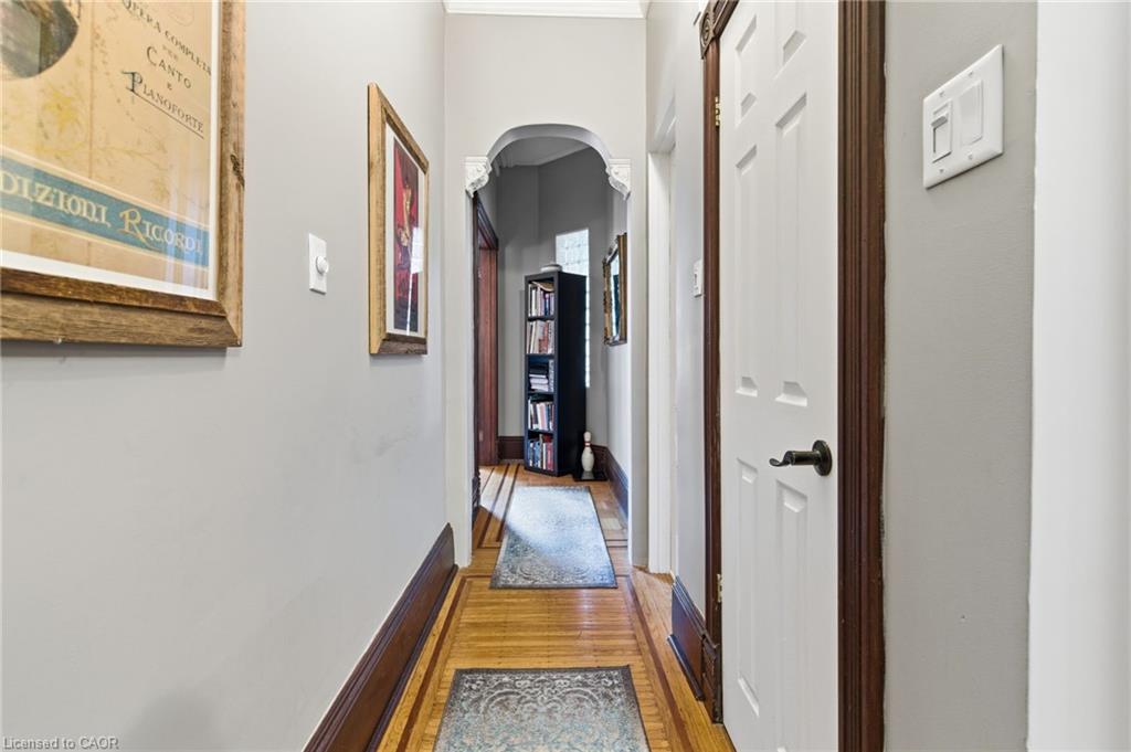 30 Ontario Avenue Property Photo 15
