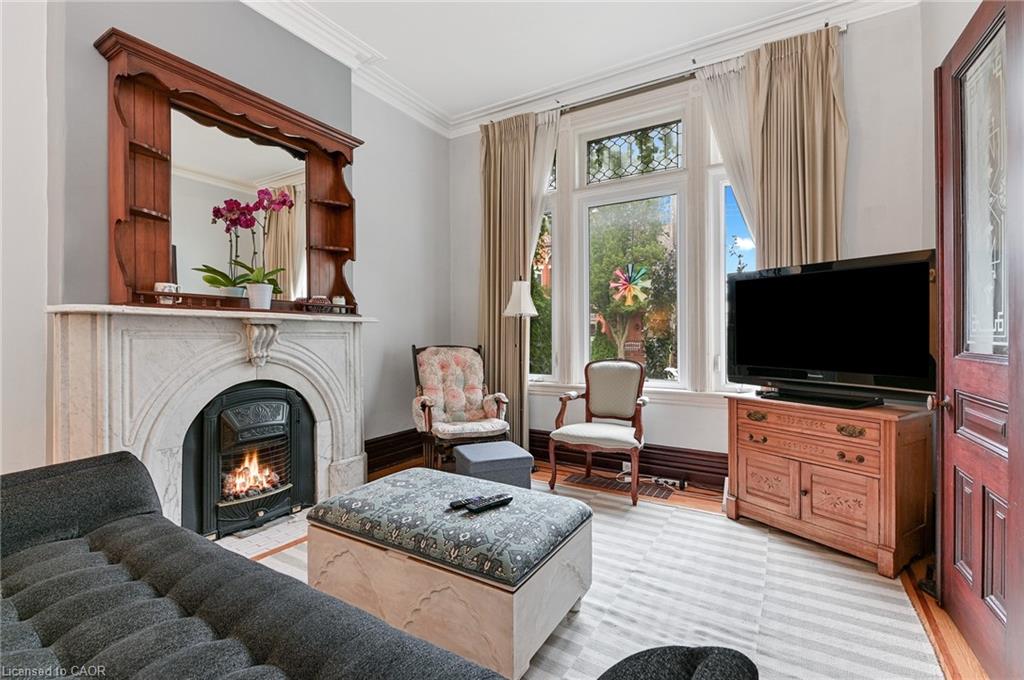 30 Ontario Avenue Property Photo 18