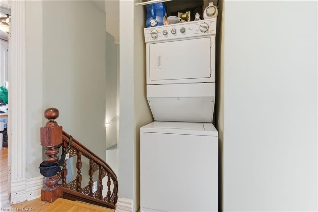 30 Ontario Avenue Property Photo 23