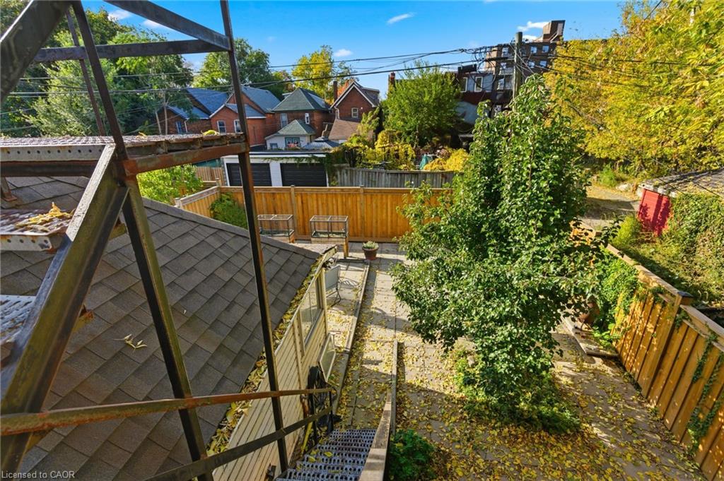 30 Ontario Avenue Property Photo 35