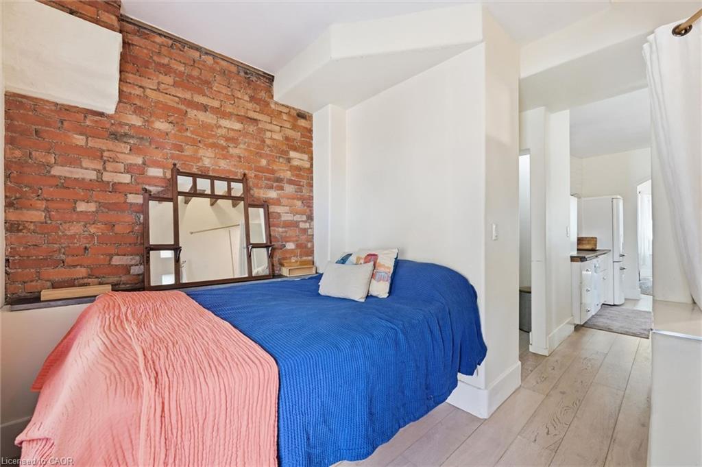 77 Murray Street E Property Photo 16
