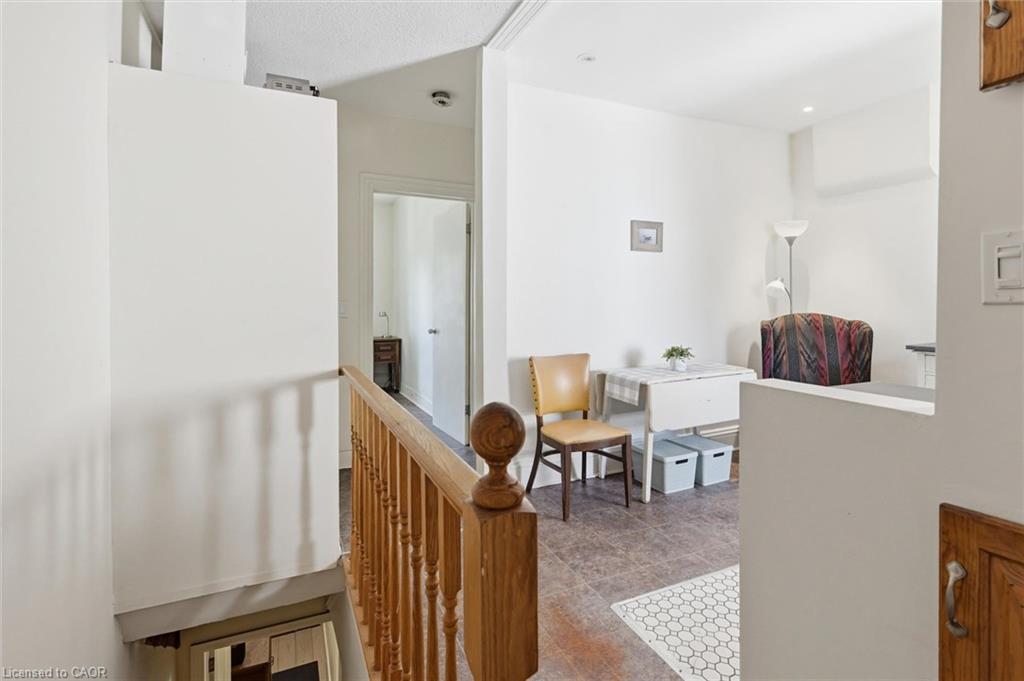 77 Murray Street E Property Photo 19