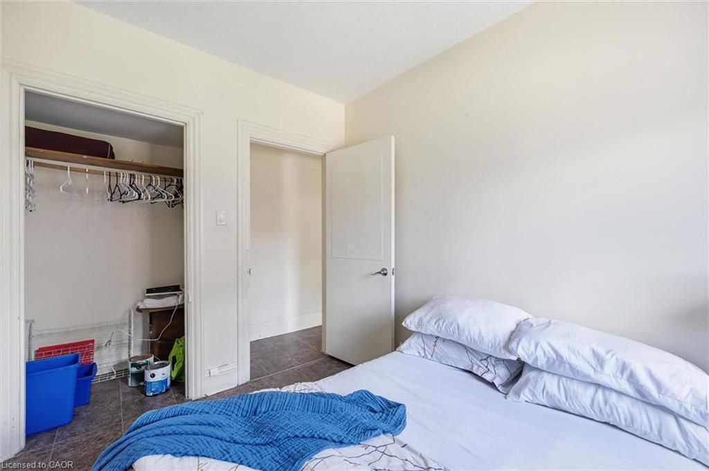 77 Murray Street E Property Photo 26