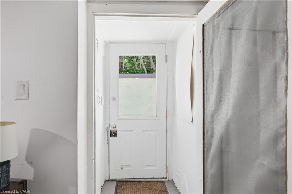 77 Murray Street E Property Photo 29