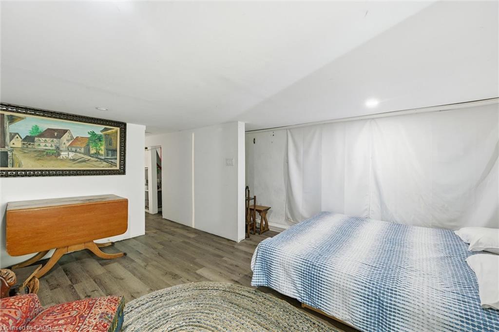 77 Murray Street E Property Photo 30