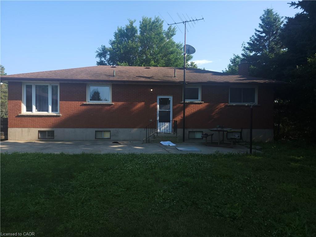 45 Norfolk County Road 19 E Property Photo 2