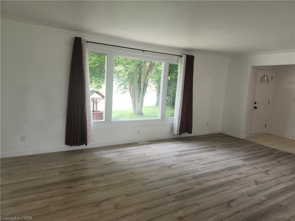 45 Norfolk County Road 19 E Property Photo 6