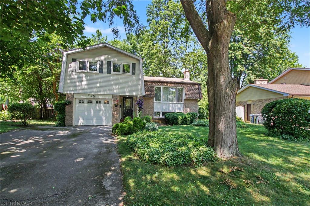 23 Northwood Crescent Property Photo 1