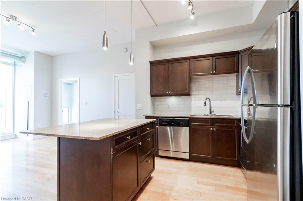 301-42 Bridgeport Road E Property Photo 4