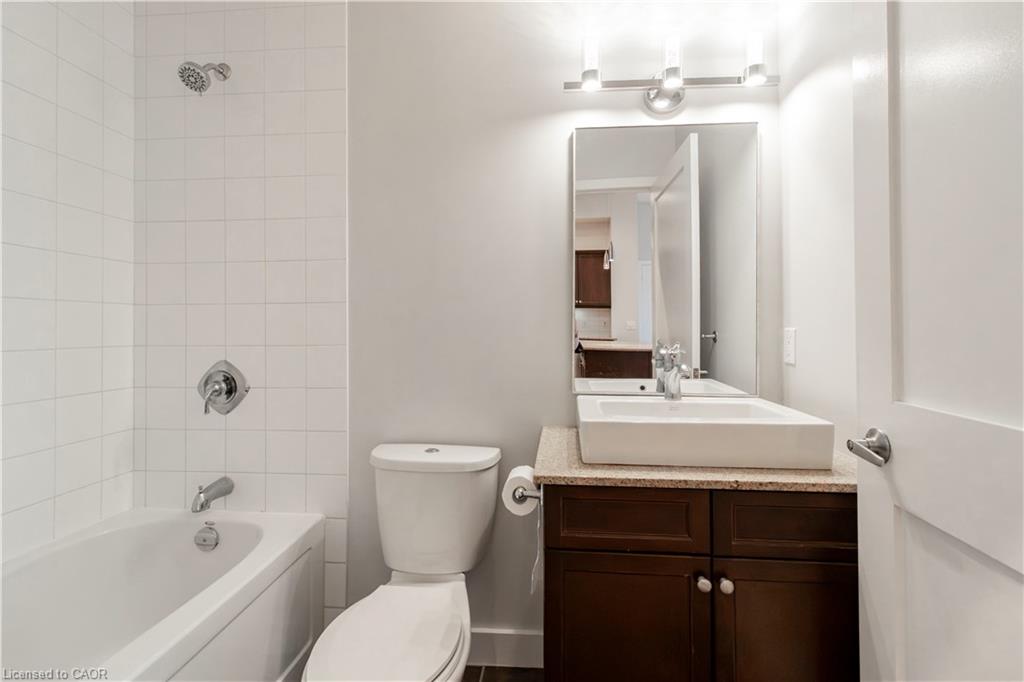 301-42 Bridgeport Road E Property Photo 7