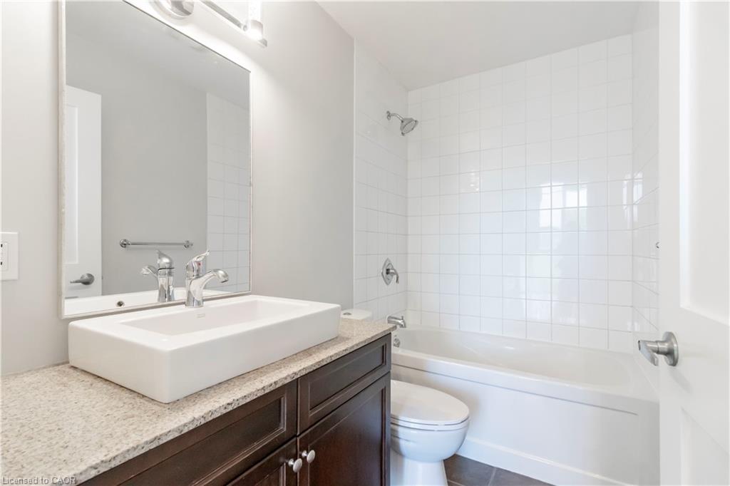 301-42 Bridgeport Road E Property Photo 12