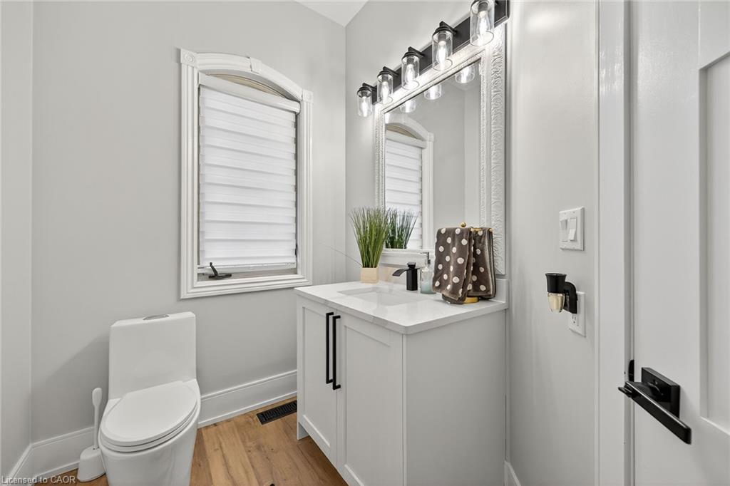 397 Caithness Street E Property Photo 17