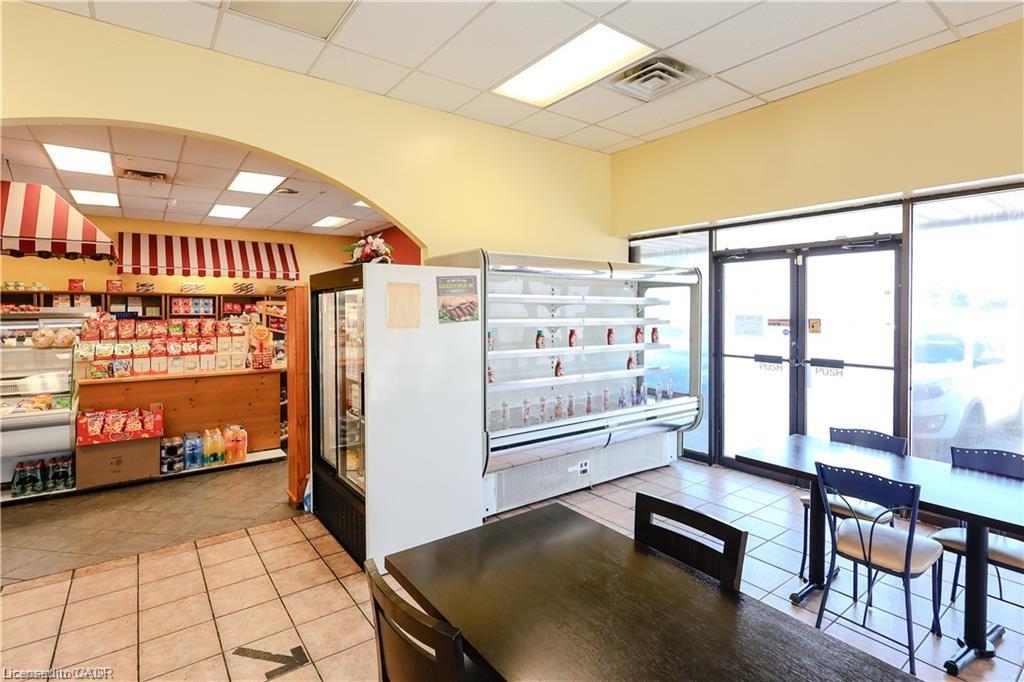 754 Queenston Road Property Photo 15