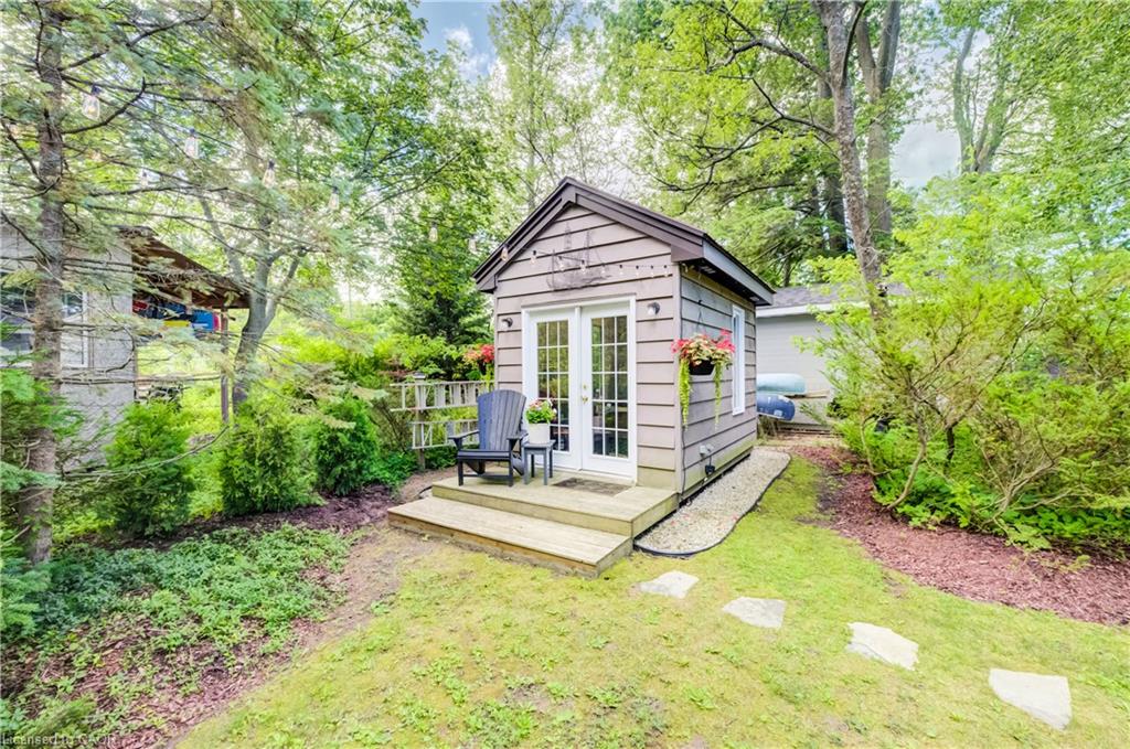 294 Huron Road Property Photo 36
