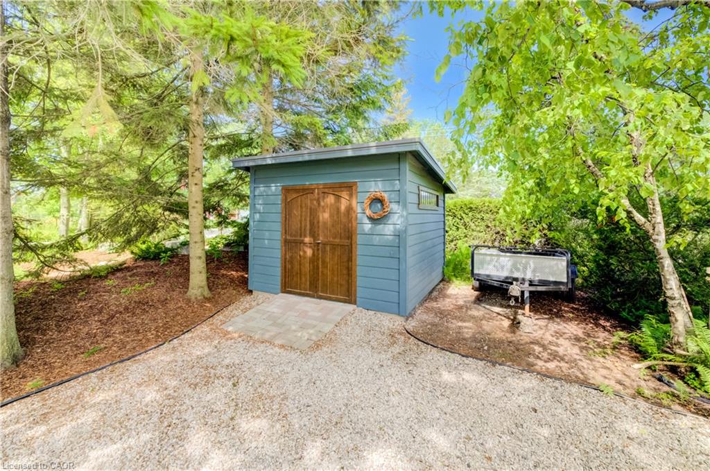 294 Huron Road Property Photo 41