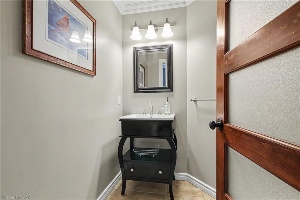 17 Athlone Road Property Photo 15
