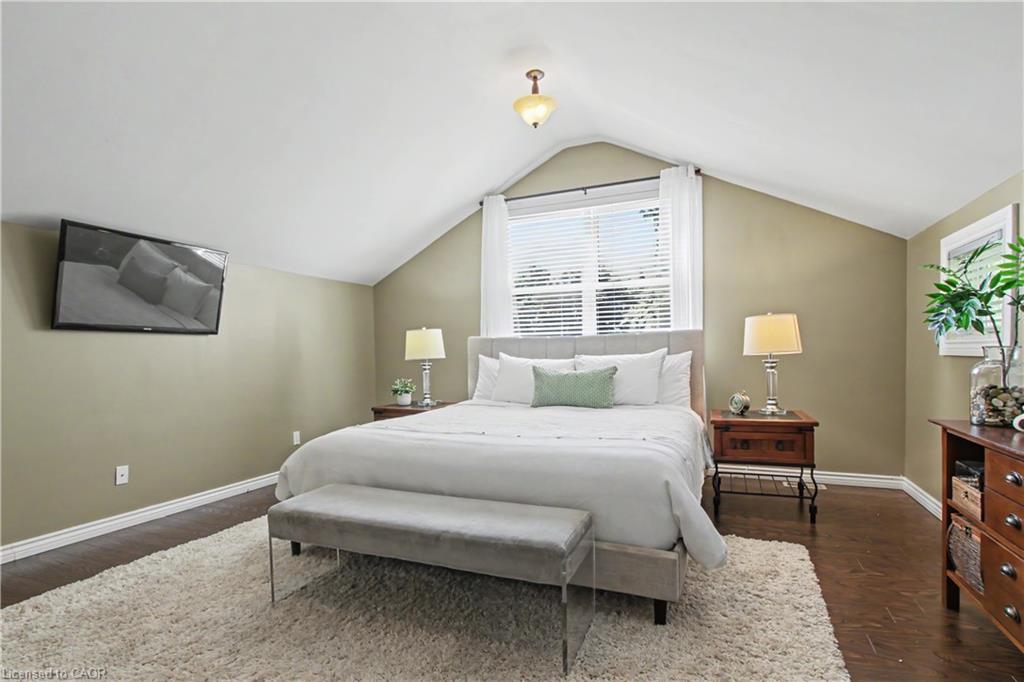 17 Athlone Road Property Photo 18
