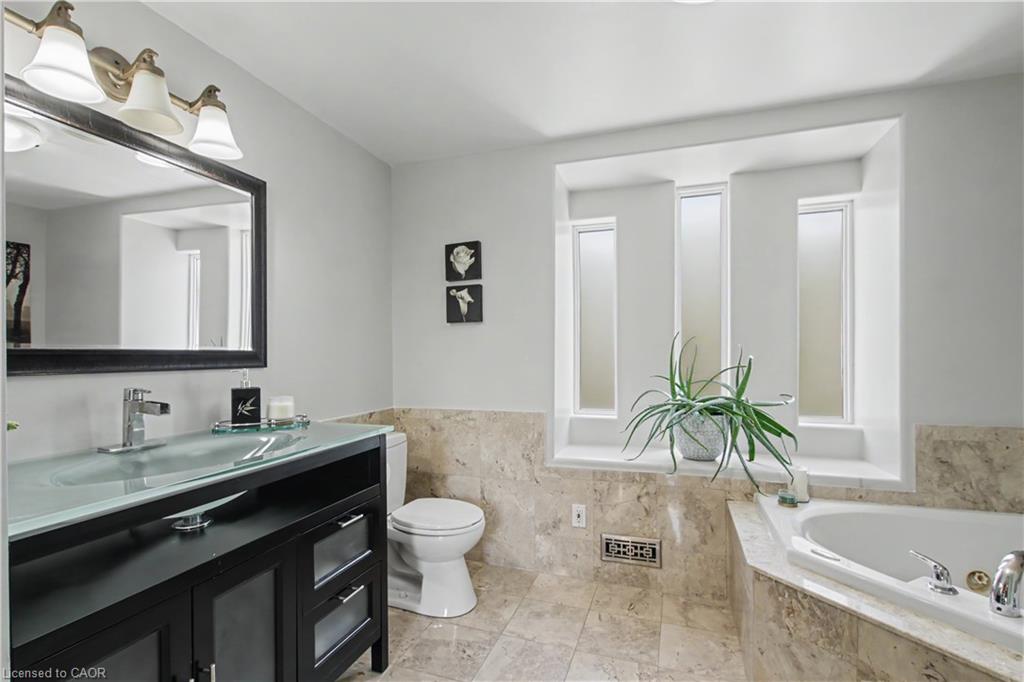 17 Athlone Road Property Photo 19