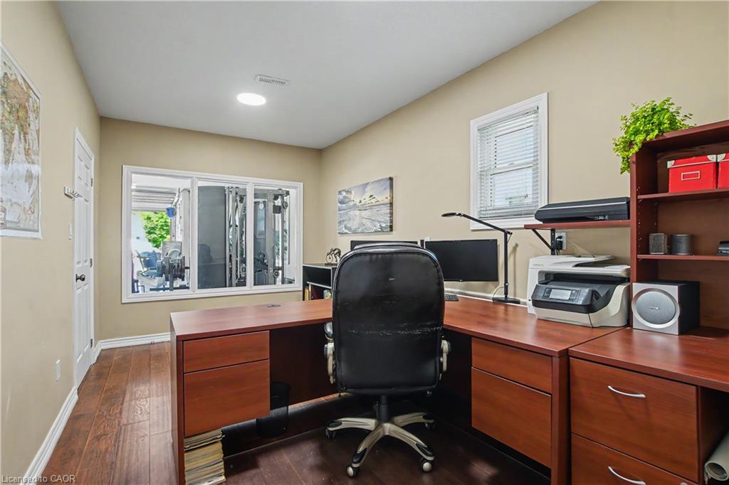 17 Athlone Road Property Photo 33