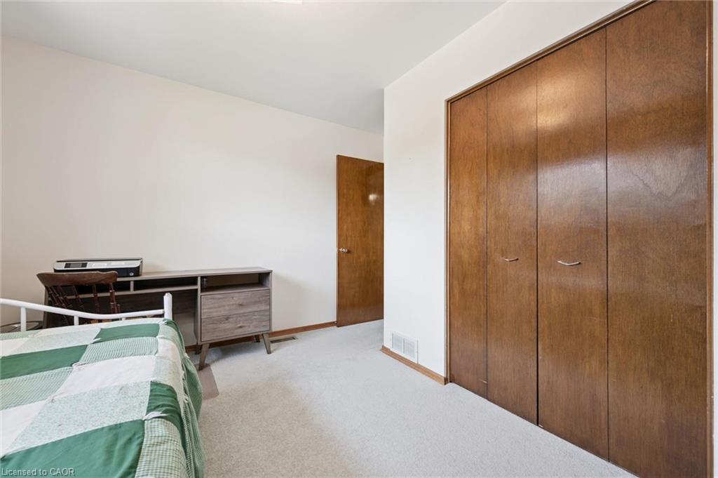 18 Strathcona Crescent Property Photo 18