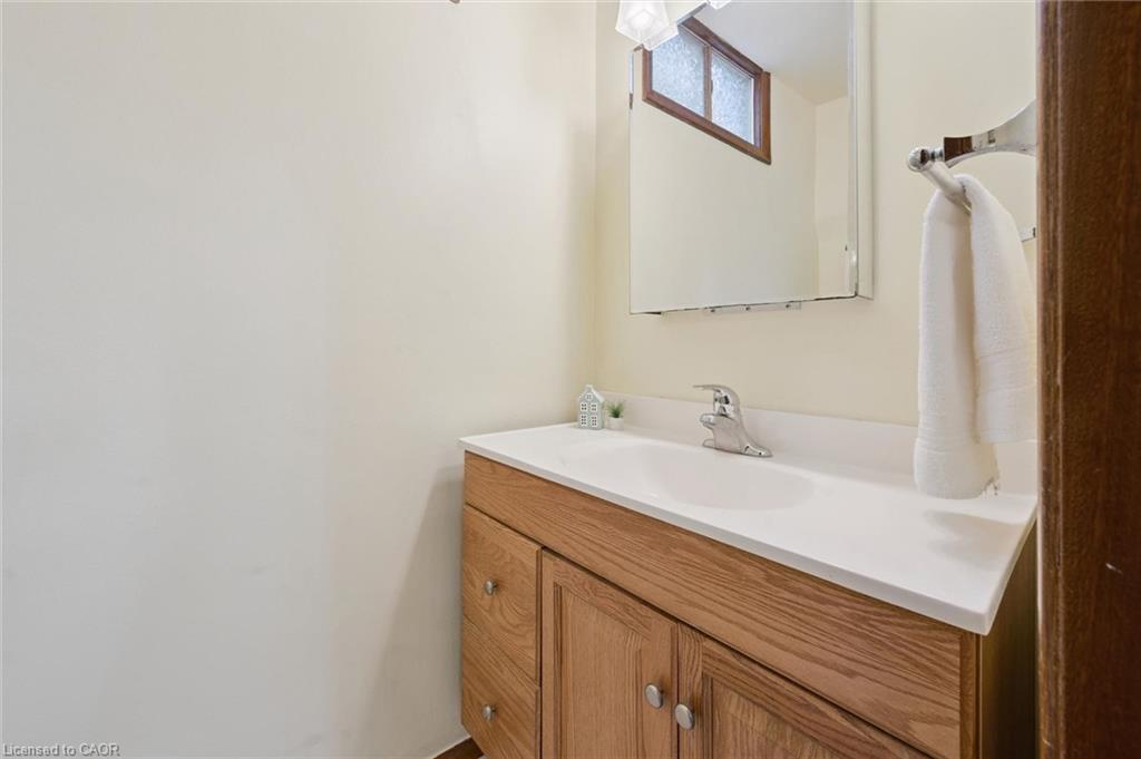 18 Strathcona Crescent Property Photo 28