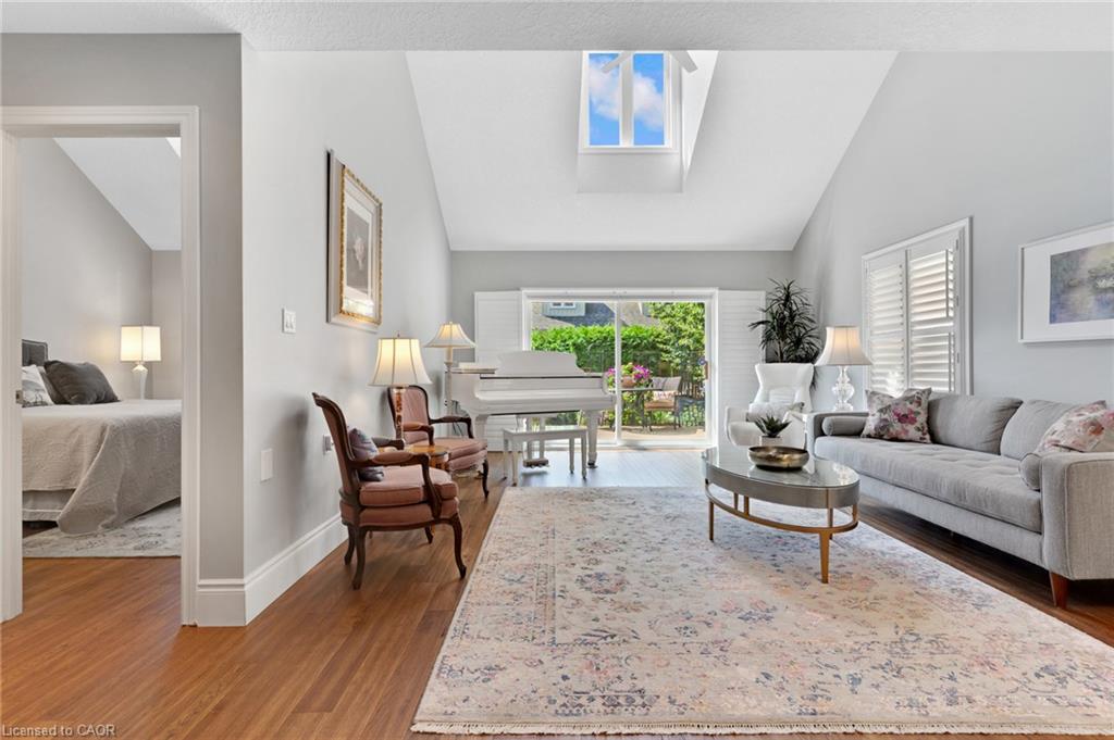 6d-350 Doon Valley Drive Property Photo 12
