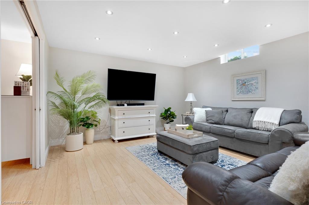 6d-350 Doon Valley Drive Property Photo 20