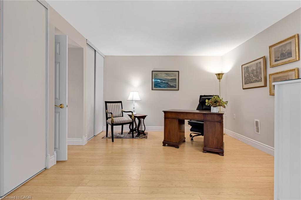 6d-350 Doon Valley Drive Property Photo 28