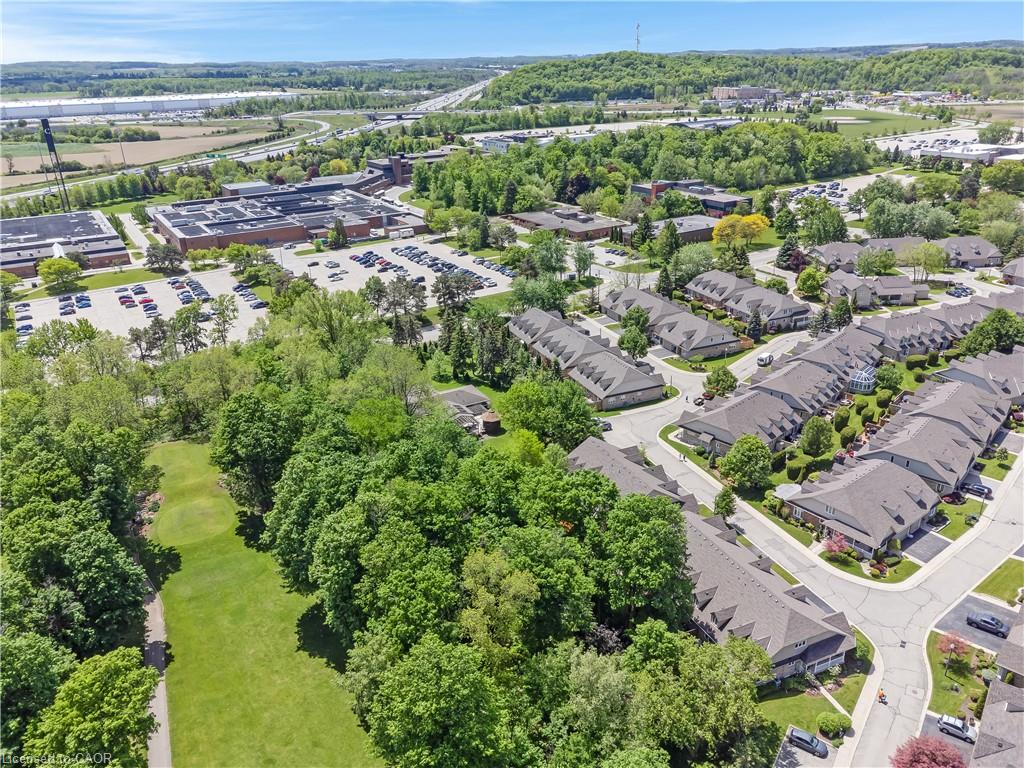 6d-350 Doon Valley Drive Property Photo 37