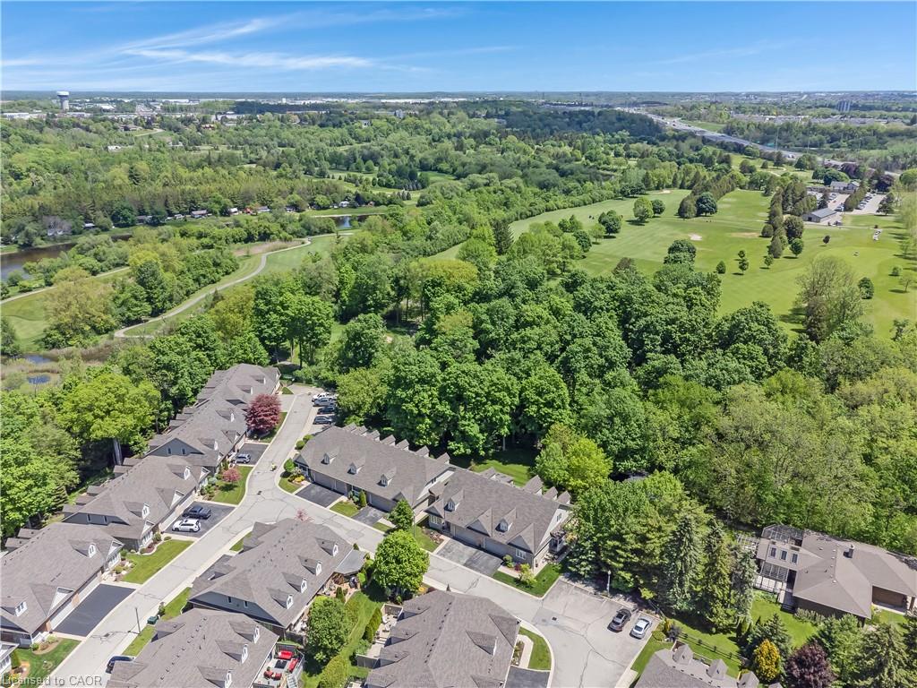 6d-350 Doon Valley Drive Property Photo 44