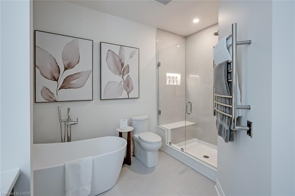 4285 Couples Crescent Property Photo 16