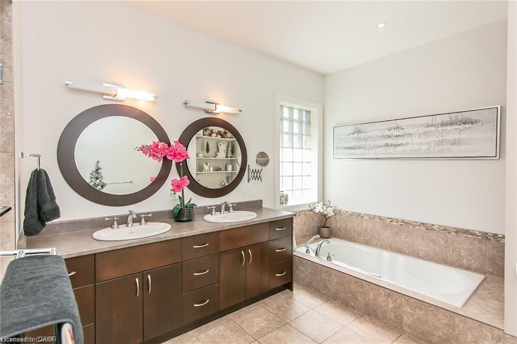 75 Wagon Street Property Photo 17