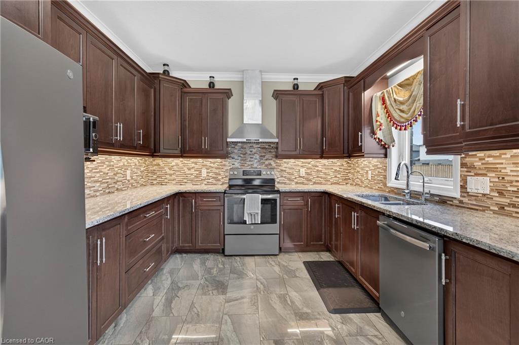 81 Reagan Street Property Photo 12