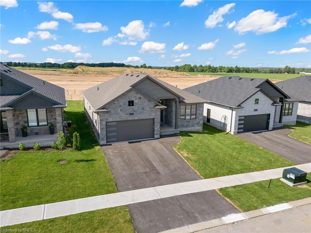 6 Patten Drive Property Photo 4