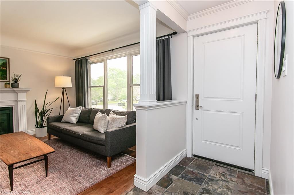 210 Dawson Street Property Photo 8
