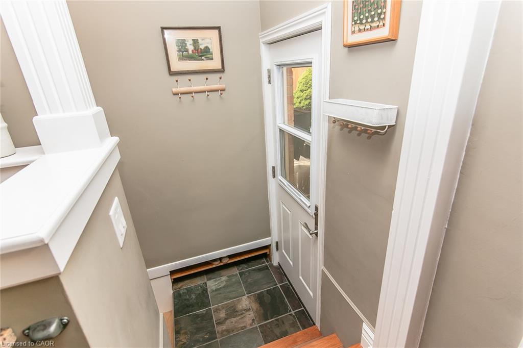210 Dawson Street Property Photo 29