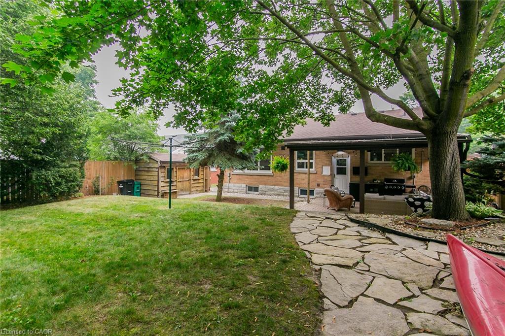 210 Dawson Street Property Photo 43