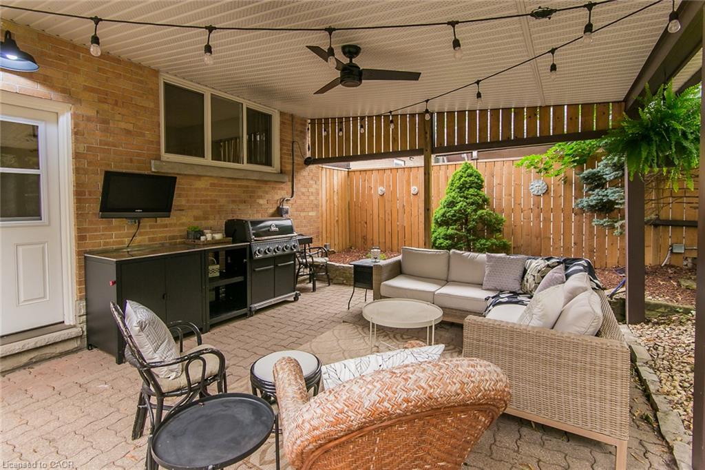 210 Dawson Street Property Photo 45