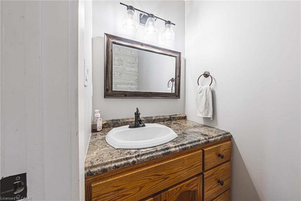 1292 Glancaster Road Property Photo 17