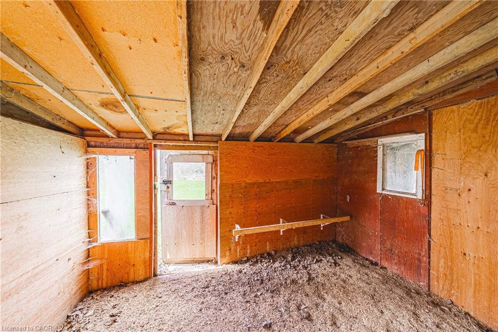 1292 Glancaster Road Property Photo 43