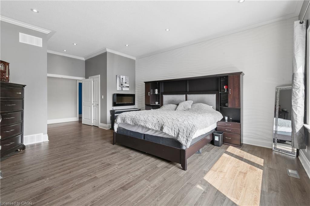 9 Baird Street Property Photo 27