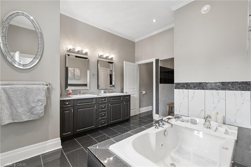 9 Baird Street Property Photo 29