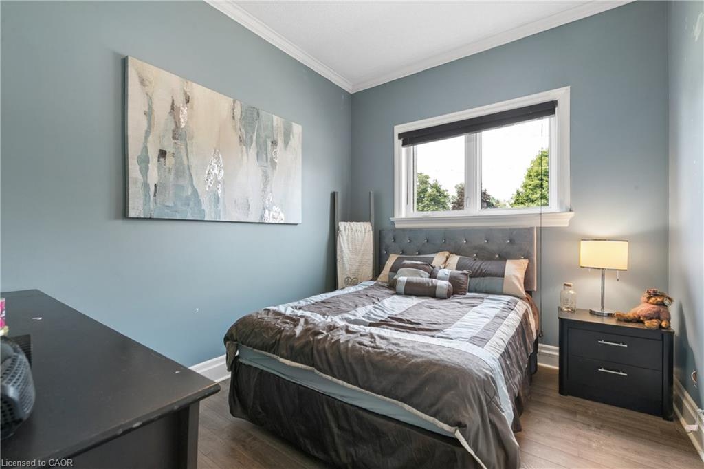 9 Baird Street Property Photo 35