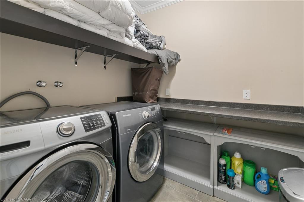 9 Baird Street Property Photo 36