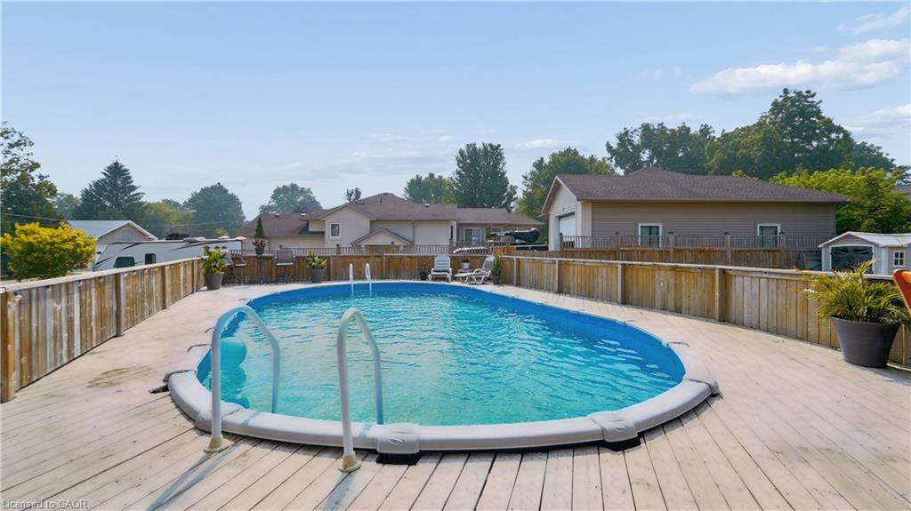 9 Baird Street Property Photo 39