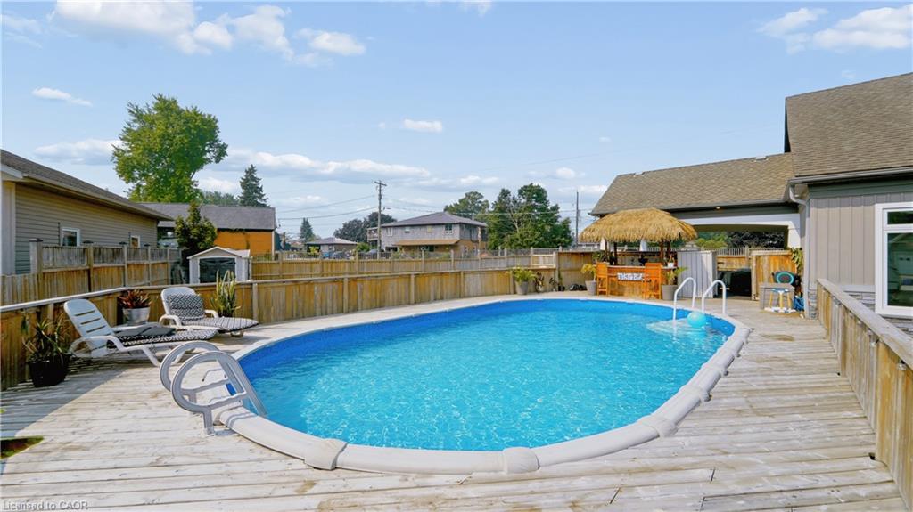 9 Baird Street Property Photo 40