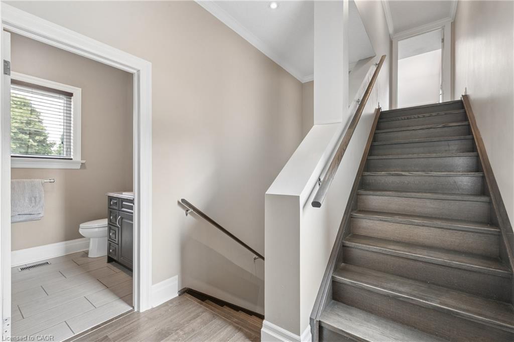 9 Baird Street Property Photo 47