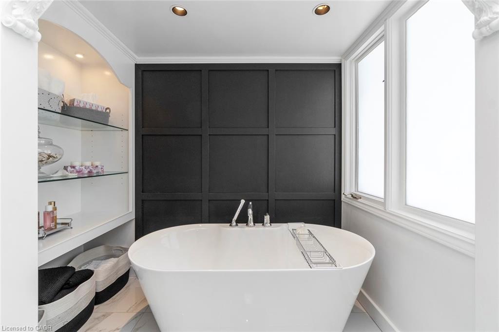 18 Stonegate Drive Property Photo 34