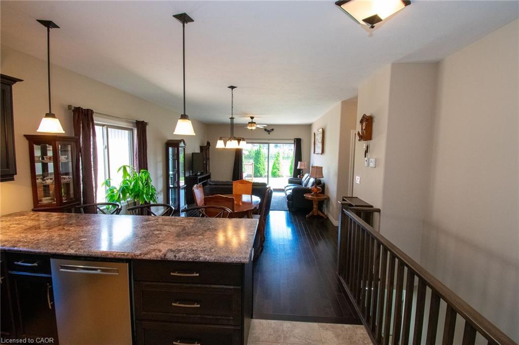 14 Lafayette Street E Property Photo 9