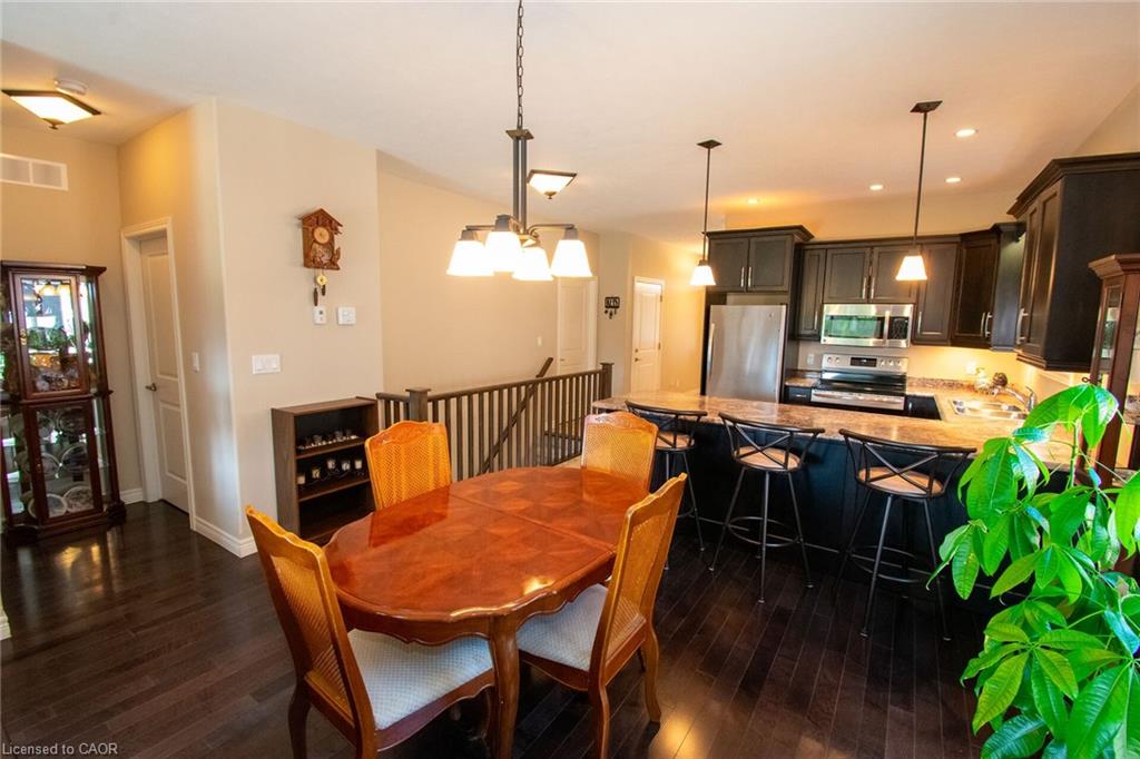 14 Lafayette Street E Property Photo 14